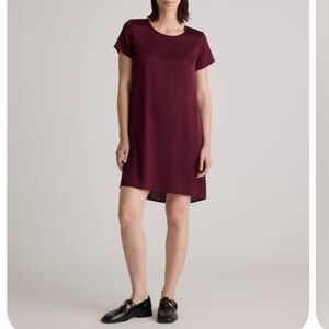Quince Washable Stretch Silk Tee Dress in wine tasting NWT size med